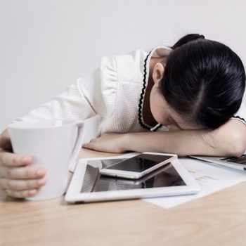 Buero Schlaf Powernapping Foto iStock southtownboy